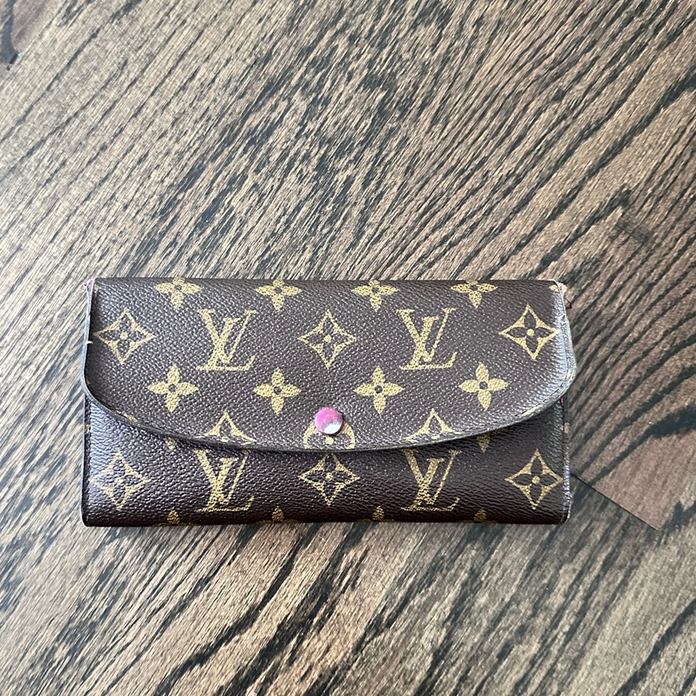 AUTHENTIC Louis Vuitton Monogram Wallet Red inside